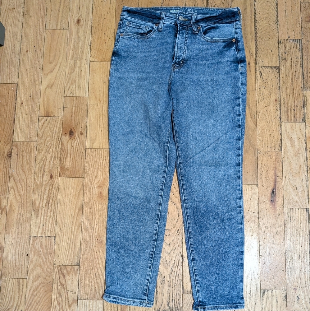 EUC Old Navy High Rise O.G. Straight Jeans *M24